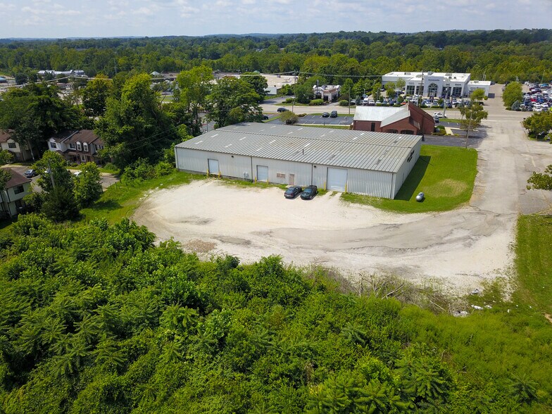 More Photos Of 2379 S Walnut St, Bloomington Industrial For Sale