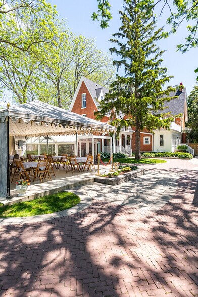 More Photos Of 343 Main St E, Picton Hotel For Sale