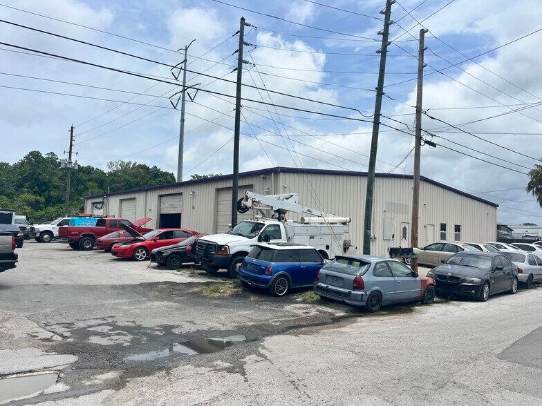More Photos Of 5337 Provost Dr, Holiday Warehouse For Sale