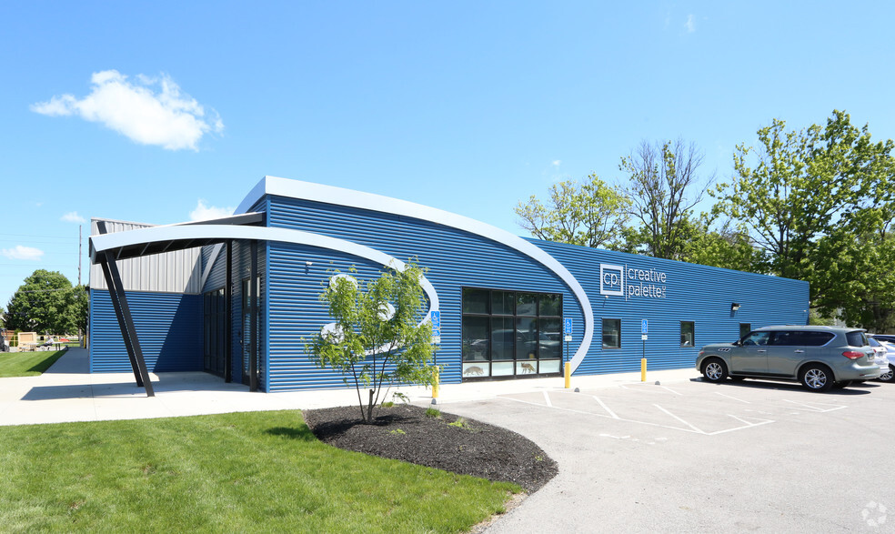 Primary Photo Of 310 N Yearling Rd, Columbus Showroom For Sale