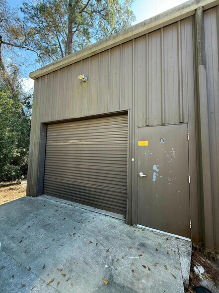 More Photos Of 701 S 5th St, Macclenny General Retail For Lease