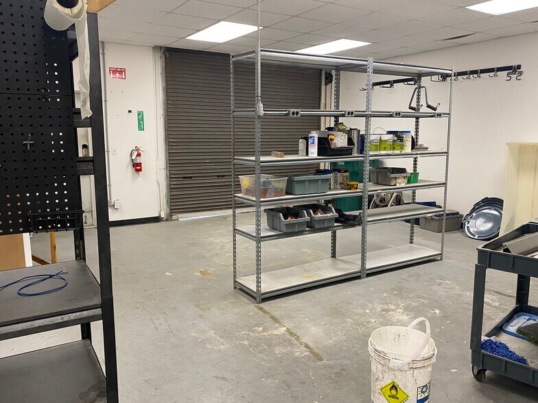 More Photos Of 3670 S Ridgewood Ave, Port Orange Freestanding For Lease