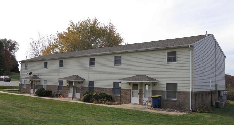 More Photos Of 6892-6902 Reynolds Mill Rd, Seven Valleys Apartments For Sale