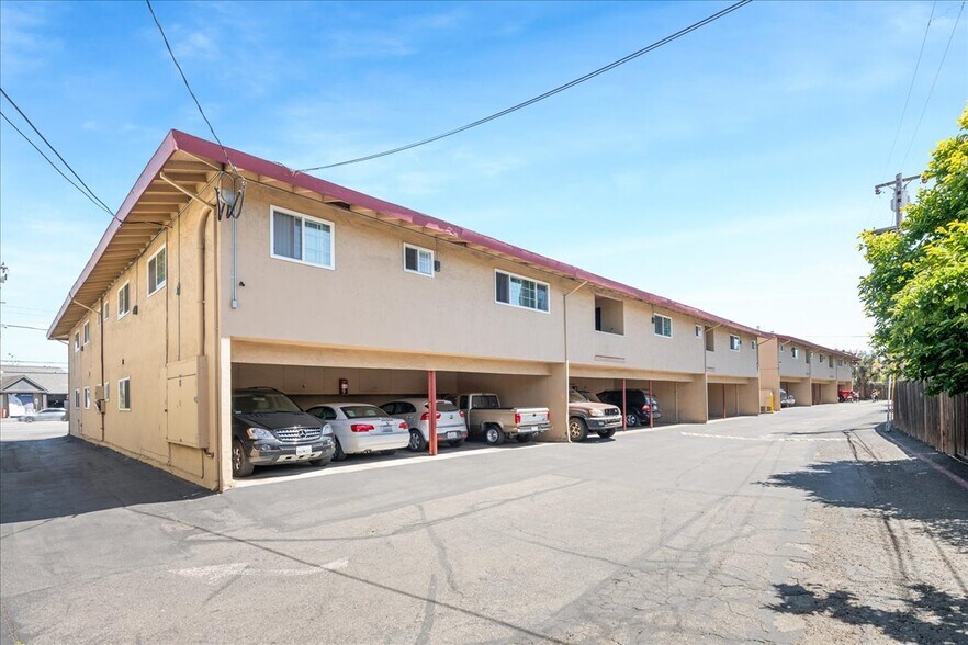 More Photos Of 1075-1085 Saratoga Ave, San Jose Apartments For Sale