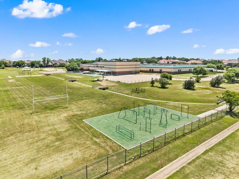 More Photos Of 801 Shady Oaks Dr, Southlake Specialty For Sale