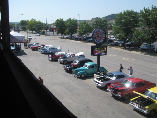 More Photos Of 931 1st St, Sturgis Bar For Sale