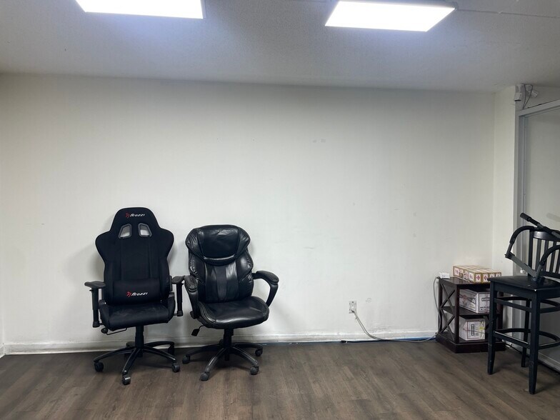 More Photos Of 33-70 Prince St, Flushing Multifamily For Sale