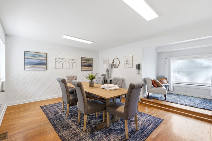 More Photos Of 7266 Far Hills Ave, Centerville Loft Creative Space For Sale