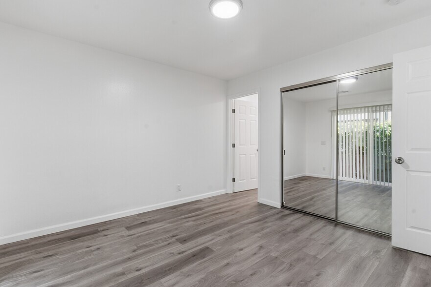 More Photos Of 1640 23rd St, San Pablo Apartments For Sale