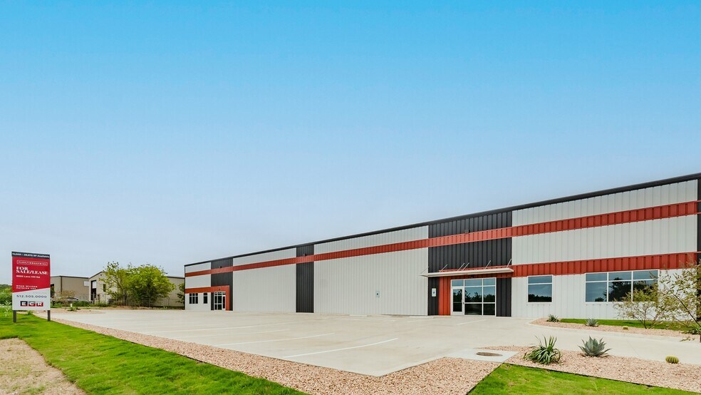 More Photos Of 8602 Lava Hill Rd, Austin Distribution For Lease