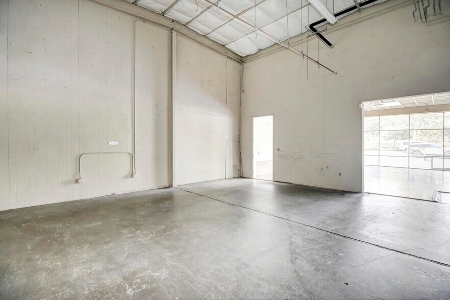 More Photos Of 2265 Sunrise Blvd, Gold River Auto Repair For Lease