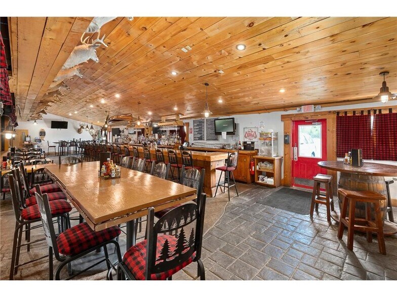 More Photos Of 15850 - 15860 T Bone Ln, Hayward Restaurant For Sale