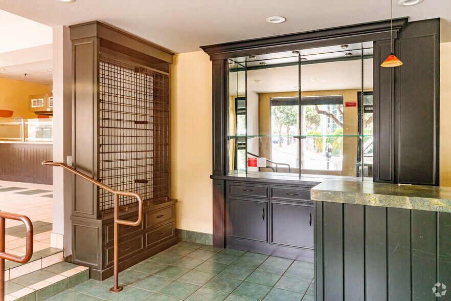 More Photos Of 500 Presidio Ave, San Francisco Office For Lease