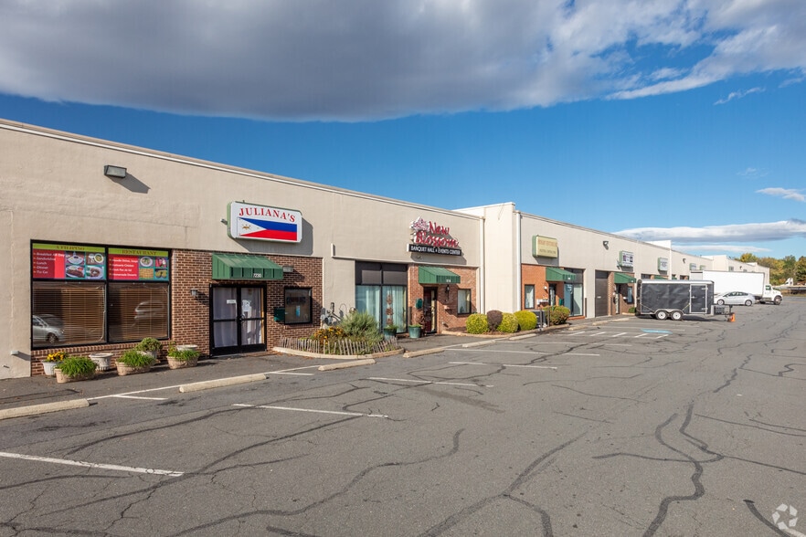 More Photos Of 7210-7242 Nathan Ct, Manassas General Retail For Sale