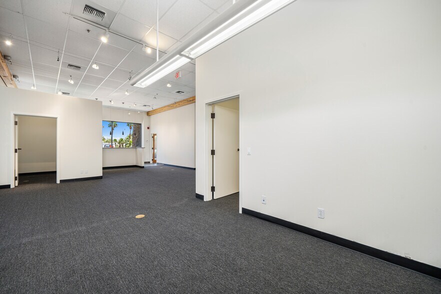 More Photos Of 70225 Highway 111, Rancho Mirage Storefront Retail Office For Lease