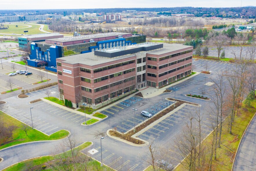 More Photos Of 19575 Victor Pky, Livonia Office For Sale