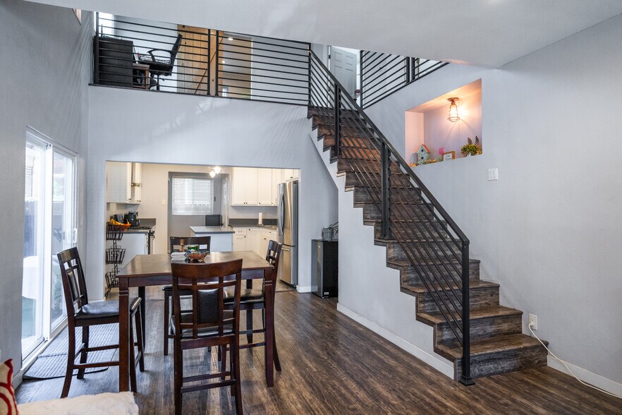 More Photos Of 416 Lime Ave, Long Beach Multifamily For Sale