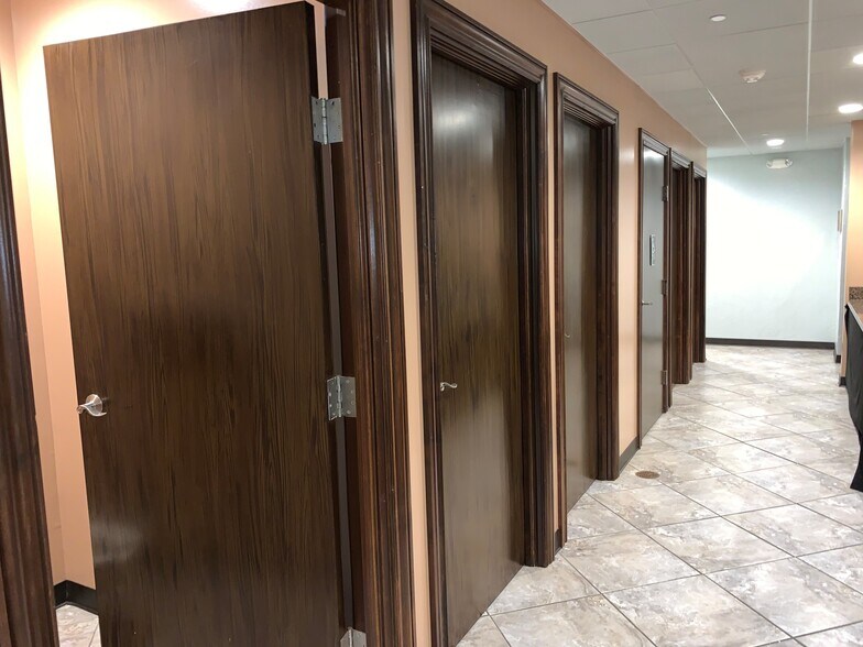 More Photos Of 4733 Hills And Dales Rd NW, Canton General Retail For Sale