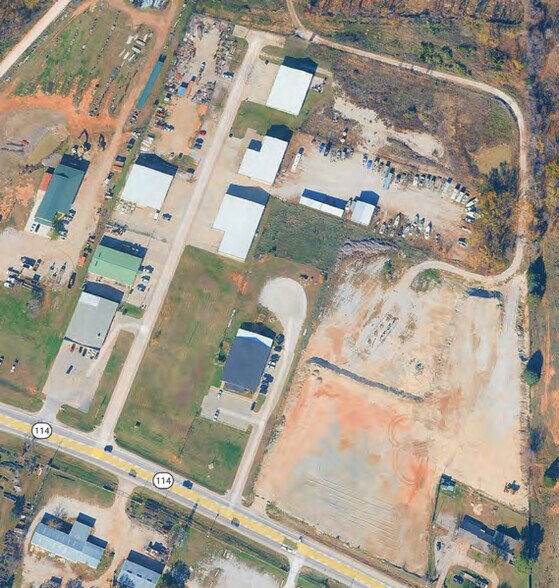 More Photos Of 501 Boyd Business Pky, Boyd Warehouse For Sale