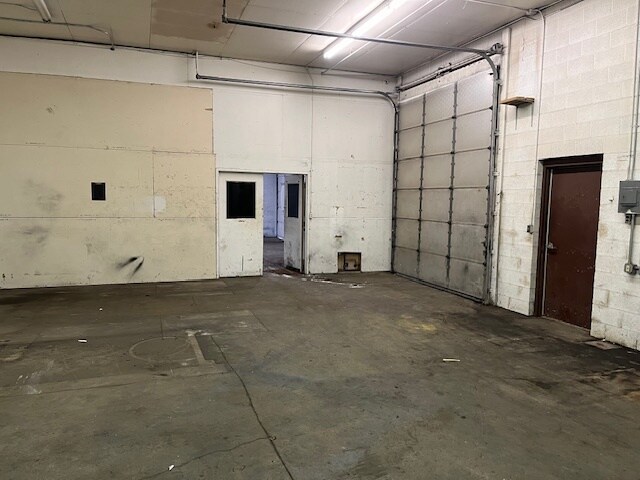 More Photos Of 2629 Prairie St SW, Wyoming Manufacturing For Lease