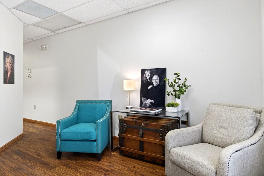 More Photos Of 1964 N Lakeman Dr, Bellbrook Medical For Sale