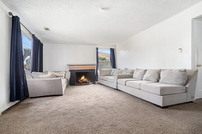 More Photos Of 457 Capistrano Dr, Oakland Specialty For Sale