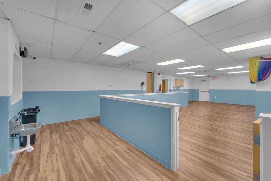 More Photos Of 309 Vine St, Camden Daycare Center For Sale