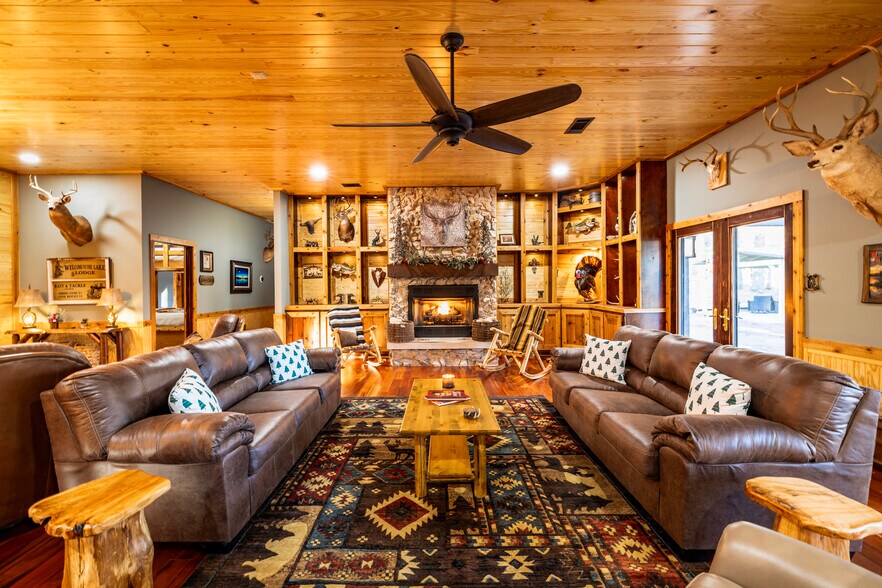 More Photos Of 60 Spradley Rd, Eclectic Specialty For Sale