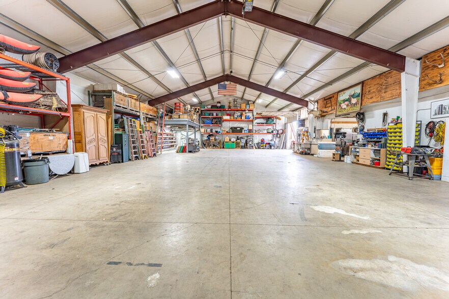 More Photos Of 30046 Federal Ln, Eugene Warehouse For Sale