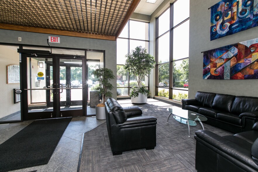 More Photos Of 7525 Mitchell Rd, Eden Prairie Loft Creative Space For Sale