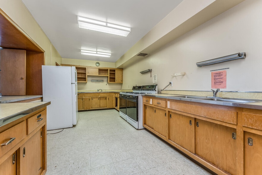 More Photos Of 278 Chambers St, Phillipsburg Religious Facility For Sale