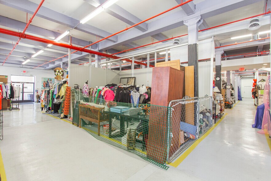 More Photos Of 2300 W 4th St, Chester Light Distribution For Lease