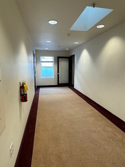 More Photos Of 200 San Marlo Way, Pacifica Office Residential For Lease