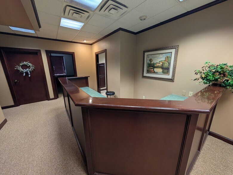 More Photos Of 6016-6020 NW 120th Ct, Oklahoma City Coworking Space
