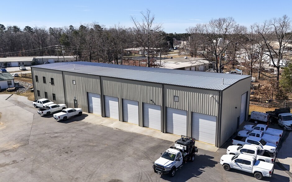 More Photos Of 120 Augusta Arbor Way, Greenville Flex For Sale