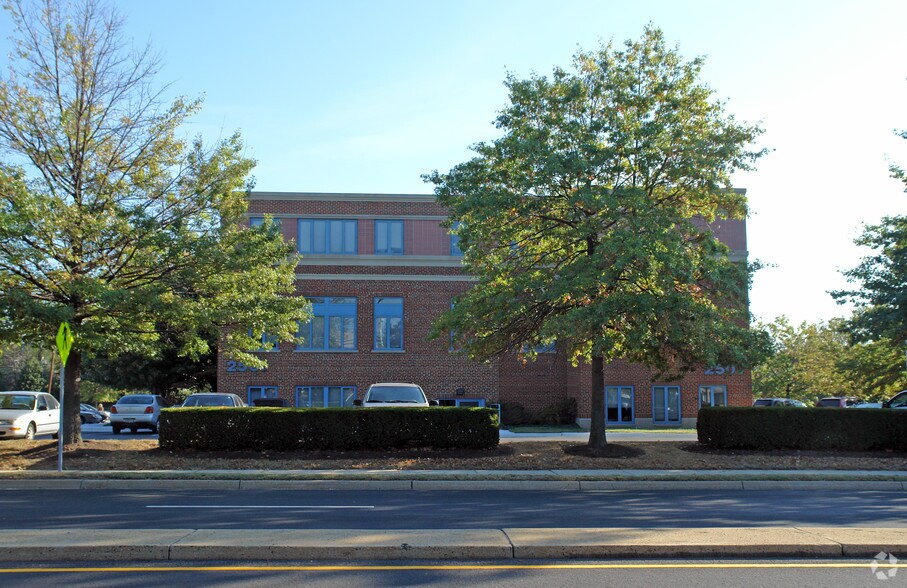 More Photos Of 2501 N Glebe Rd, Arlington Medical For Sale