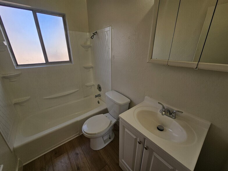 More Photos Of 1385 W 6th St, Reno Apartments For Sale