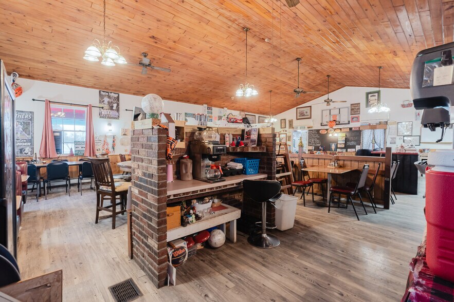 More Photos Of 8541 State Route 3, Henderson General Retail For Sale