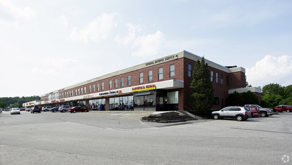 More Photos Of 220 Maine Mall Rd, South Portland Unknown For Lease