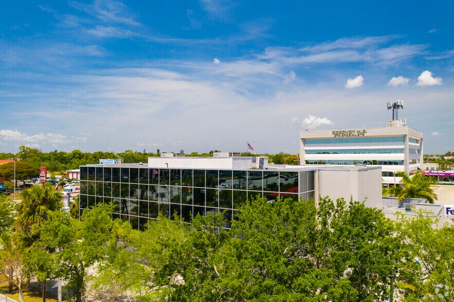 More Photos Of 12381 S Cleveland Ave, Fort Myers Unknown For Lease