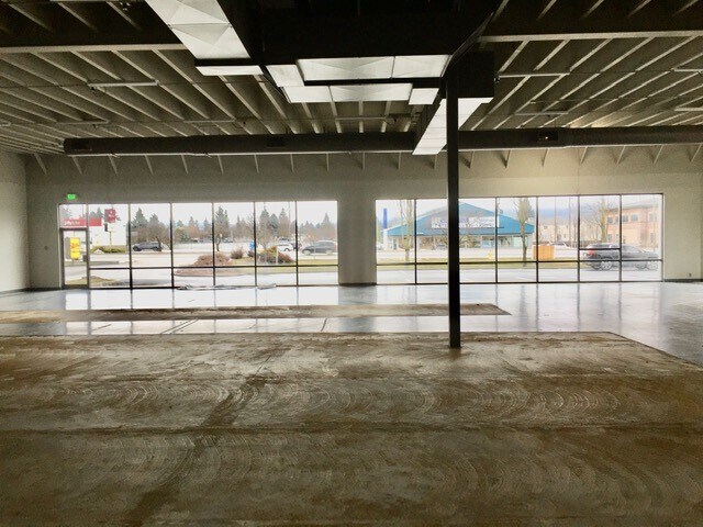 More Photos Of 1631 E Seltice Way, Post Falls Freestanding For Lease