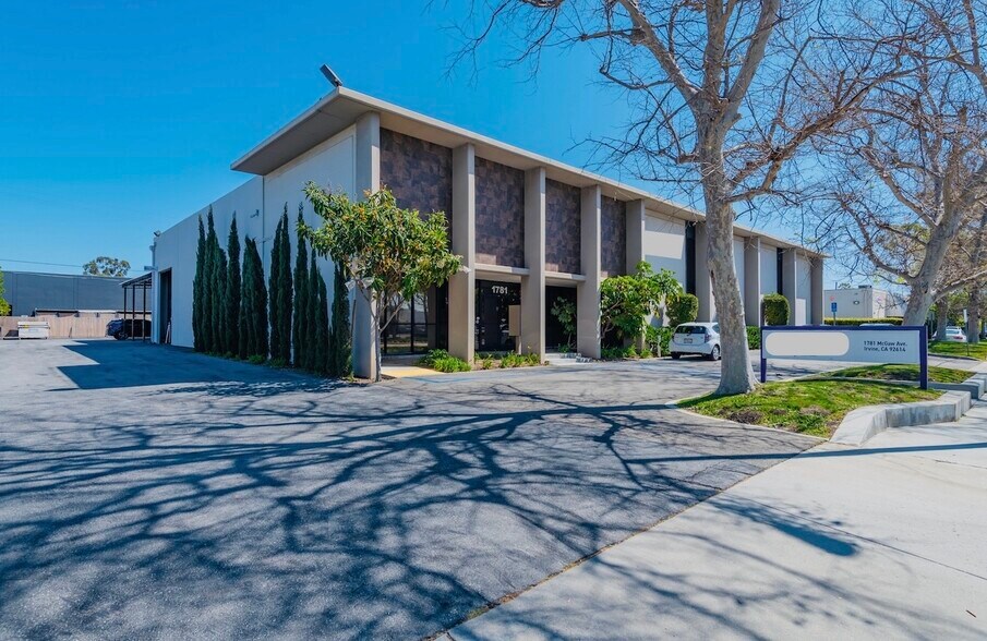 More Photos Of 1781 McGaw Ave, Irvine Warehouse For Lease