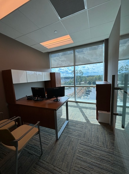 More Photos Of 201 Sigma Dr, Summerville Medical For Lease