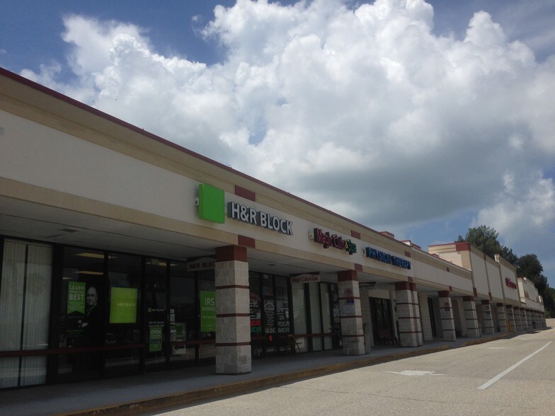 More Photos Of 1500 Placida Rd, Englewood Supermarket For Lease