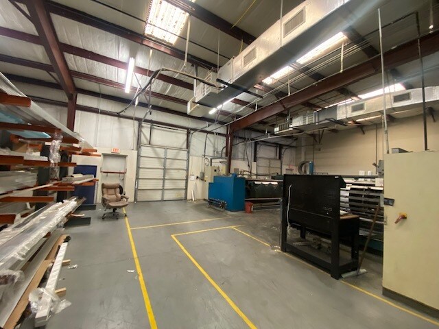 More Photos Of 10620 Bailey Rd, Cornelius Flex For Sale