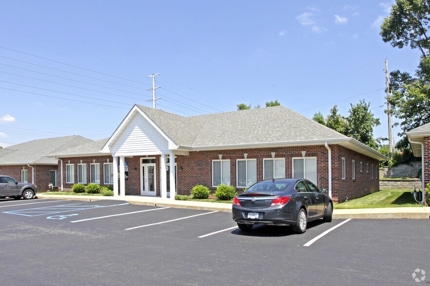 Primary Photo Of 60 Gailwood Dr, Saint Peters Medical For Lease