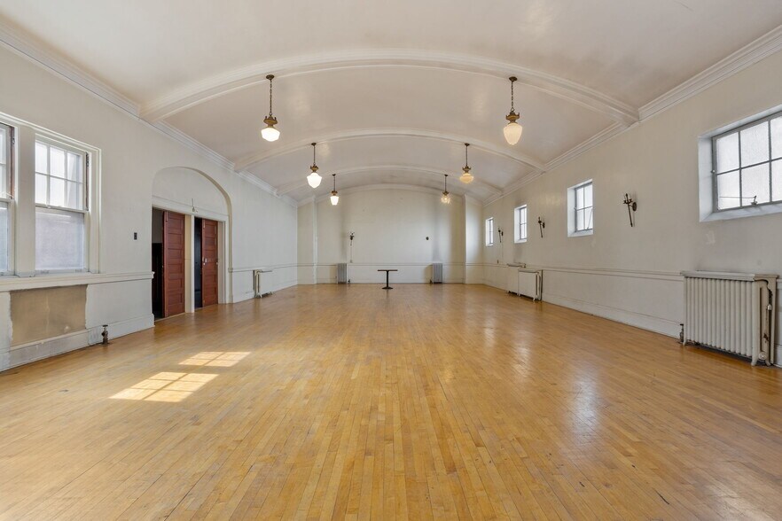 More Photos Of , Colorado Springs Office For Sale