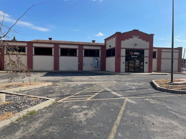 More Photos Of 401 N 12th St, Saint Joseph Office For Sale