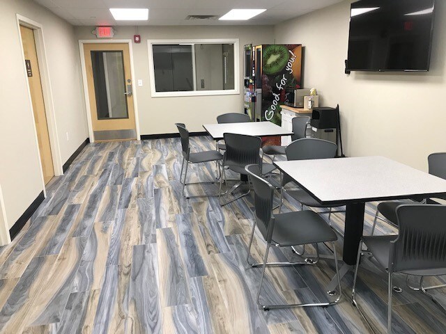 More Photos Of 463 Worcester Rd, Framingham Medical For Lease