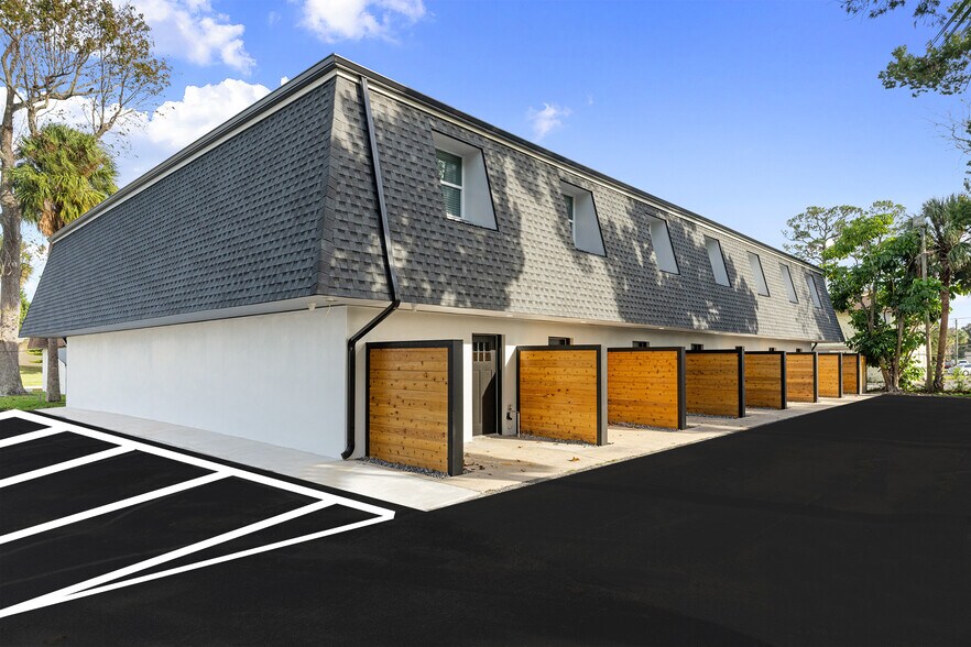 More Photos Of 337 Rutledge Ave, South Daytona Multifamily For Sale